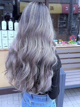 ブレイズヘアー(BLAZEhair) ホワイトグレージュシャドールーツ×ブリーチ２回