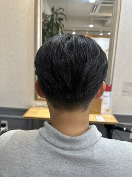 サンクチュアリー 千里山(Sanctuary) ナチュラル刈り上げスタイル