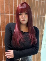 ヘアーアンドメイク ビス(HAIR&MAKE bis)&nbsp;ブリーチで叶う、最強かわいい赤【ココネ】