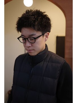 エディ(Edy) メンズスパイキーボックスショートツイストピンパーマ眉毛カット