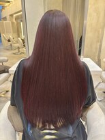 アナ ラーナ(Anna Lanna)&nbsp;ロングレイヤーカット、メテオカラー、チェリーレッド