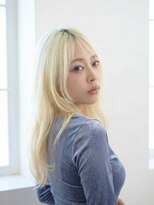 アッシュ 亀戸店(Ash)&nbsp;脱白髪染めハイライト×髪質改善で白髪を活かす艶髪ミディアム