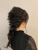 ウノプリール 茶屋町店(unopulir)&nbsp;パーティ使用の編み込みカジュアルアレンジ