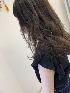 ガーランドウメダ(Garland umeda) ロングレイヤー