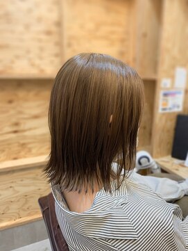 アドラーブル 長岡新保店(adorable) ナチュラルストレート　【ミルクティーカラー】 20代30代40代