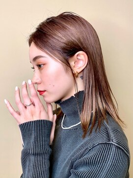 ピークアブー ワン(PEEK-A-BOO ONE) 外国人風ストレートヘア