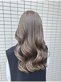 ハイトーンカラー/ベージュカラー/デザインカラー/ブリーチあり