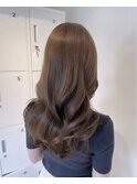 ヌードベージュ×美な毛流れのソフトレイヤー