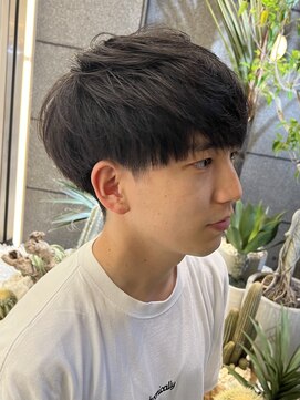 アンジェ(ange) 刈り上げ低めの大人マッシュスタイル 松井