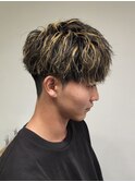 刈り上げショートマッシュメッシュツイストスパイラルパーマ