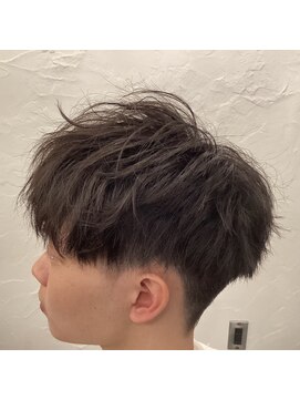 スカイ(SKY) ツーブロックマッシュ