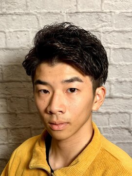 銀座マツナガ 新宿野村ビル店 アイロンパーマでつくる『アップバングショート』