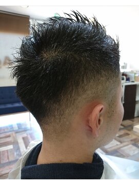 美容室 エアリー(airly) エッジショート
