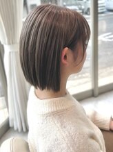 SNSで話題♪髪の健康を保ちながら明るい色を楽しみたい方にぴったりな『ブリーチなしダブルカラー』