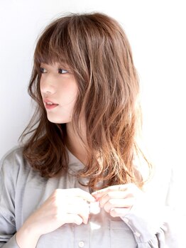 クオーレ ヘア アンジュ 水戸店(CUORE HAIR ange)の写真/トレンドだけではない、デザイン性の高さが◎明るく透明感抜群の色味と艶感に♪【水戸】