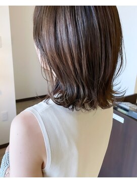 リュンヌ 門前仲町(lune) 切りっぱなしボブハイライトベージュカラーショートレイヤーロブ