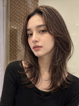 オアシスアヴェダ ザ・ペニンシュラ東京(OASIS AVEDA) セミロング・暗髪ロング・レイヤー・銀座日比谷有楽町20代30代