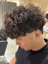 レボ 片町店(Revo) 圧倒的存在感!海外風フリックパーマ×ローテーパーフェード!