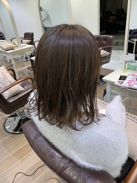 ミリア 茅ヶ崎店(Mirea) 大人切りっぱなしボブ