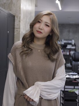 スラップス(SLAPS.) アッシュミルクティー　ロング