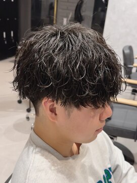 アビー(ABEY) 波巻きスパイラル刈り上げマッシュ