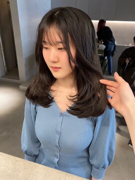 リール(rire) デザインカラーレイヤーカットウェットヘア夏オリーブベージュ