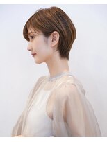 アイスバーグ(eyesburg)&nbsp;30代40代50代/白髪ぼかし/小顔ショート/ハイライトベージュ