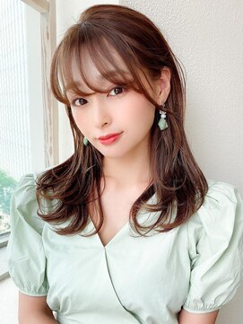 ラルユー 金山(LallYou) 後れ毛が可愛い顔周りレイヤー/ナチュラルアッシュ/顔周り