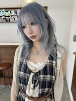 リヴ ウメダ(LIV umeda)&nbsp;ペールブルー/アイスブルー/水色/ハッシュカット/トリプルカラー