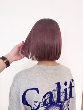 前頭ブリーチ　ピンクカラー　派手髪　韓国風