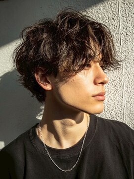 シー 茂原(SEA) シャドウパーマツイストスパイラルパーマフェザーパーマ茂原30代