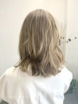 ロッカ(ROCCA) ハイライトカラーエアリーミルクティー