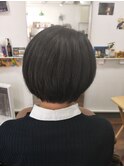 アシンメトリーショートボブ