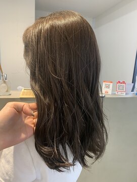 ロビィ 浦添店(LOBY) オリーブカラー