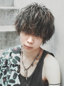 アルファ 新宿(alpha) フェザーパーマ/刈り上げセンターパート/サーフカール[新宿]