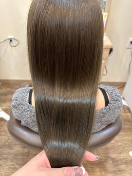 ベルプロッドバイアルター 千葉(bel. prod by aL-ter) 【bel.高野】グレージュカラー/シルキーベージュ/斜めバング