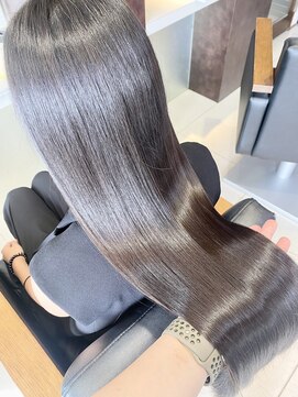 フォルテ 草薙店 メルティカラー フェミニンロング 似合わせカット