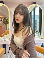 ボタン シブヤ(VOTAN SHIBUYA)&nbsp;韓国ヘア/顔まわりカット/顔まわりレイヤー/渋谷