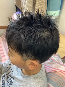 サロンドマナ 軽いツーブロ