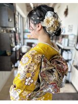 イグルー(igloo)&nbsp;成人式ヘアアレンジ　華やかシニヨン