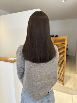 アウラ(AURA) さら艶◎ストレートヘア