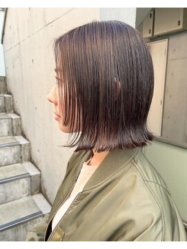 ユノ(juno) 【中目黒】ナチュラルデザインカラーの切りっぱなしボブ！