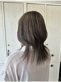 ウルフカット×グレージュカラー