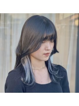 ケーオーエスビューティー(K O S beauty) ホワイトシルバー/インナーカラー