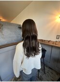 オリーブベージュ