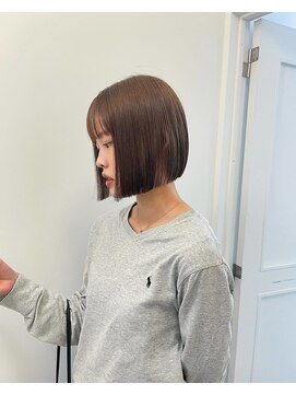 ユー(yew) ブリーチ無しベージュカラー