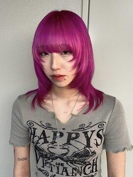 アルレン(Allen) ショッキングピンク ウルフカット 宇都宮