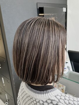 シータ(c i e t a) グレージュ/ハイライト/白髪ぼかし