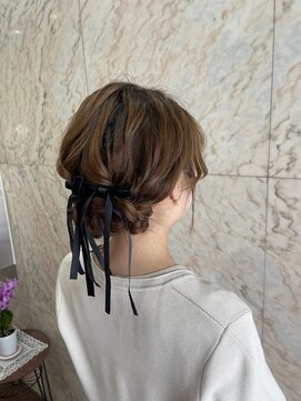 ヘアコレクション アンジュ(Hair collection Unge) ツインシニオンヘア