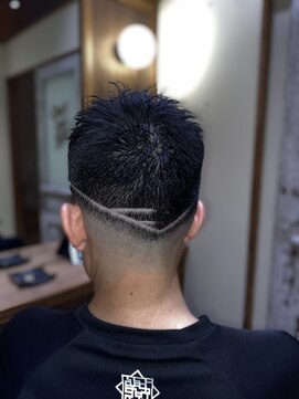 フォーコーナーズ(Four Corners) バリカンアート